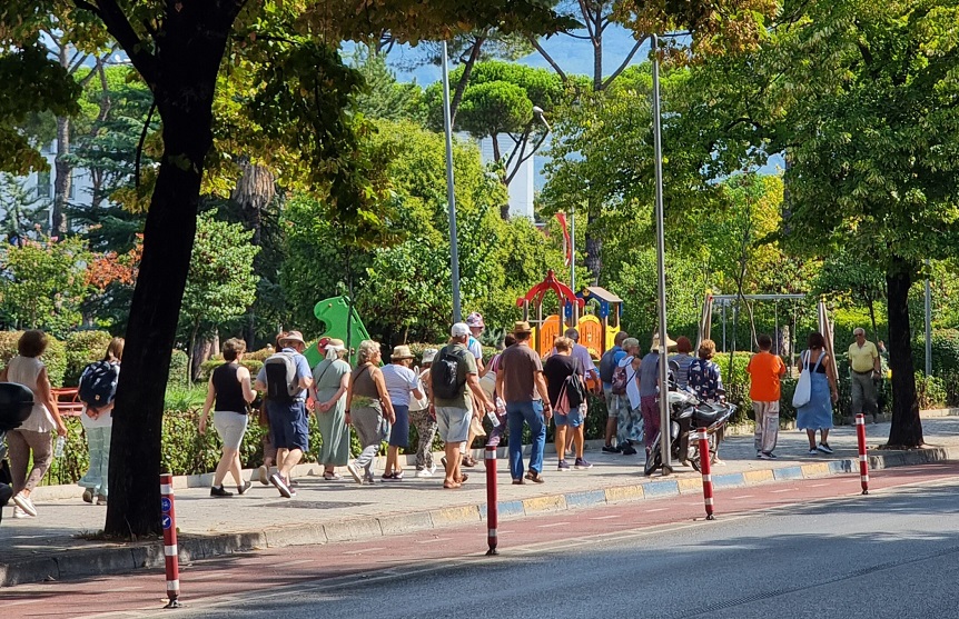 Te huajt vershojne drejt Shqiperise, rriten me 74.5 per qind netqendrimet ne hotele